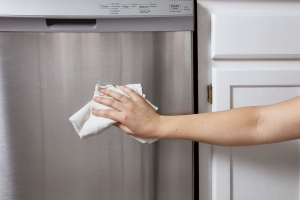 How To Make Your Stainless-Steel Appliances Shiny Again